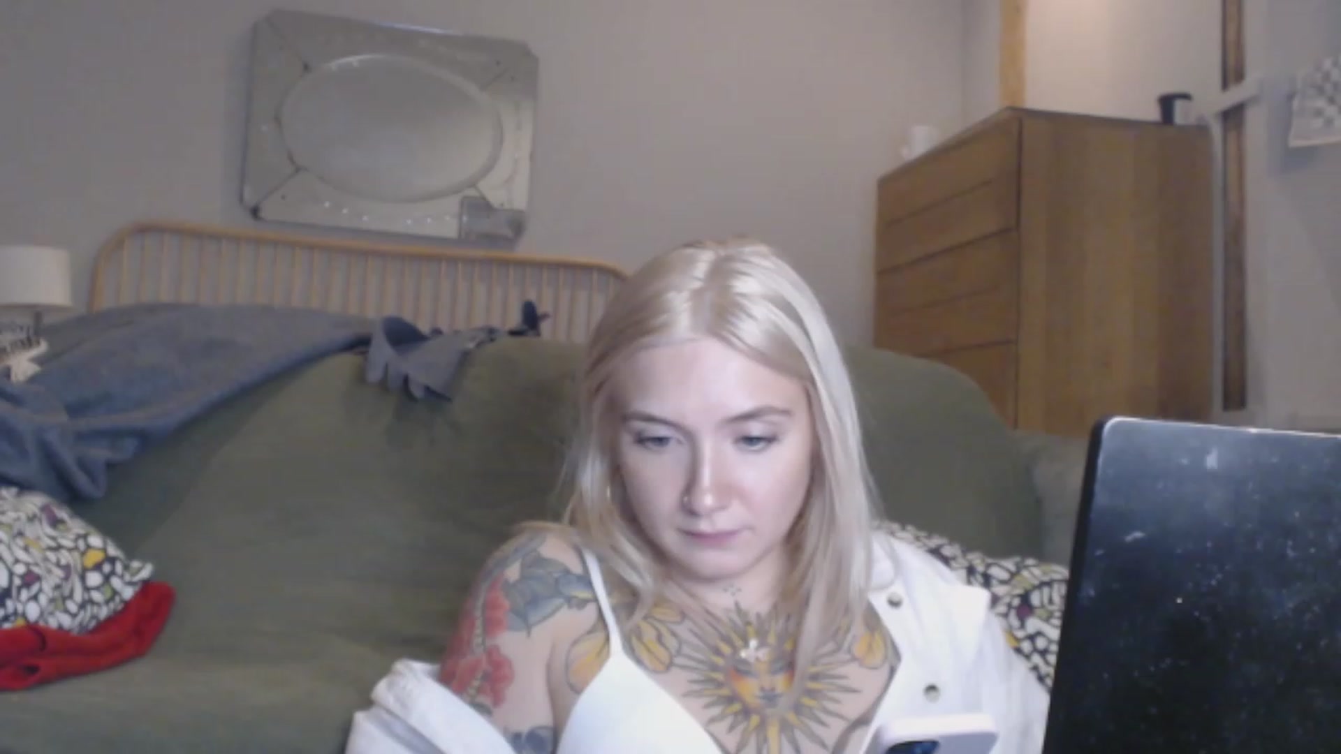 Gallery image thumbnail from Tattoo_bbgirl's myfreecams stream on, 12/01/2023, 18:34 image 19 of 20