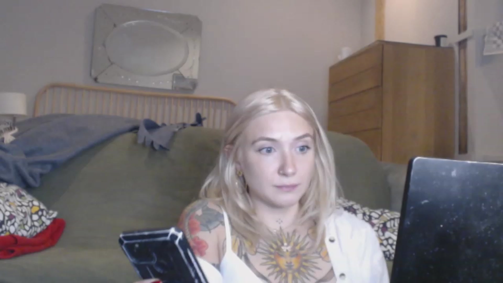 Gallery image thumbnail from Tattoo_bbgirl's myfreecams stream on, 12/01/2023, 18:34 image 7 of 20