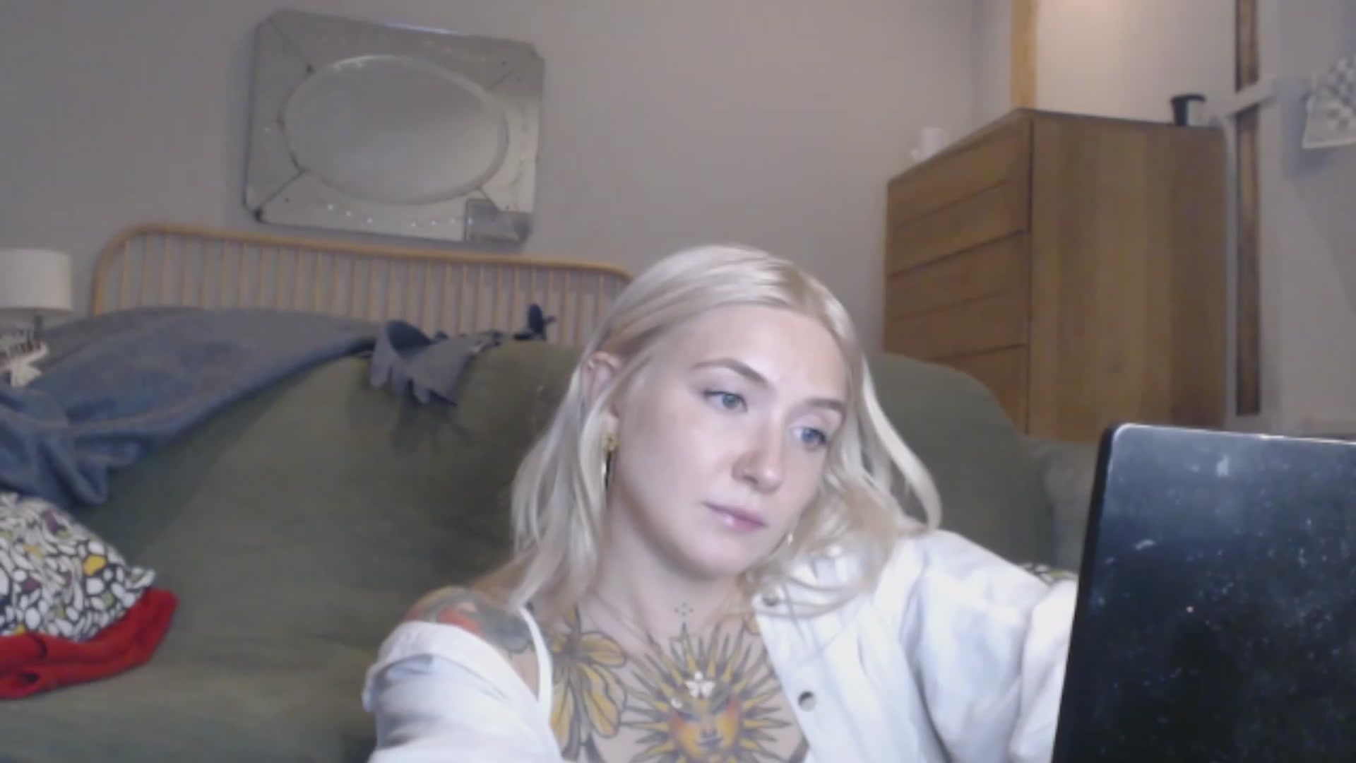 Gallery image thumbnail from Tattoo_bbgirl's myfreecams stream on, 12/01/2023, 18:34 image 3 of 20