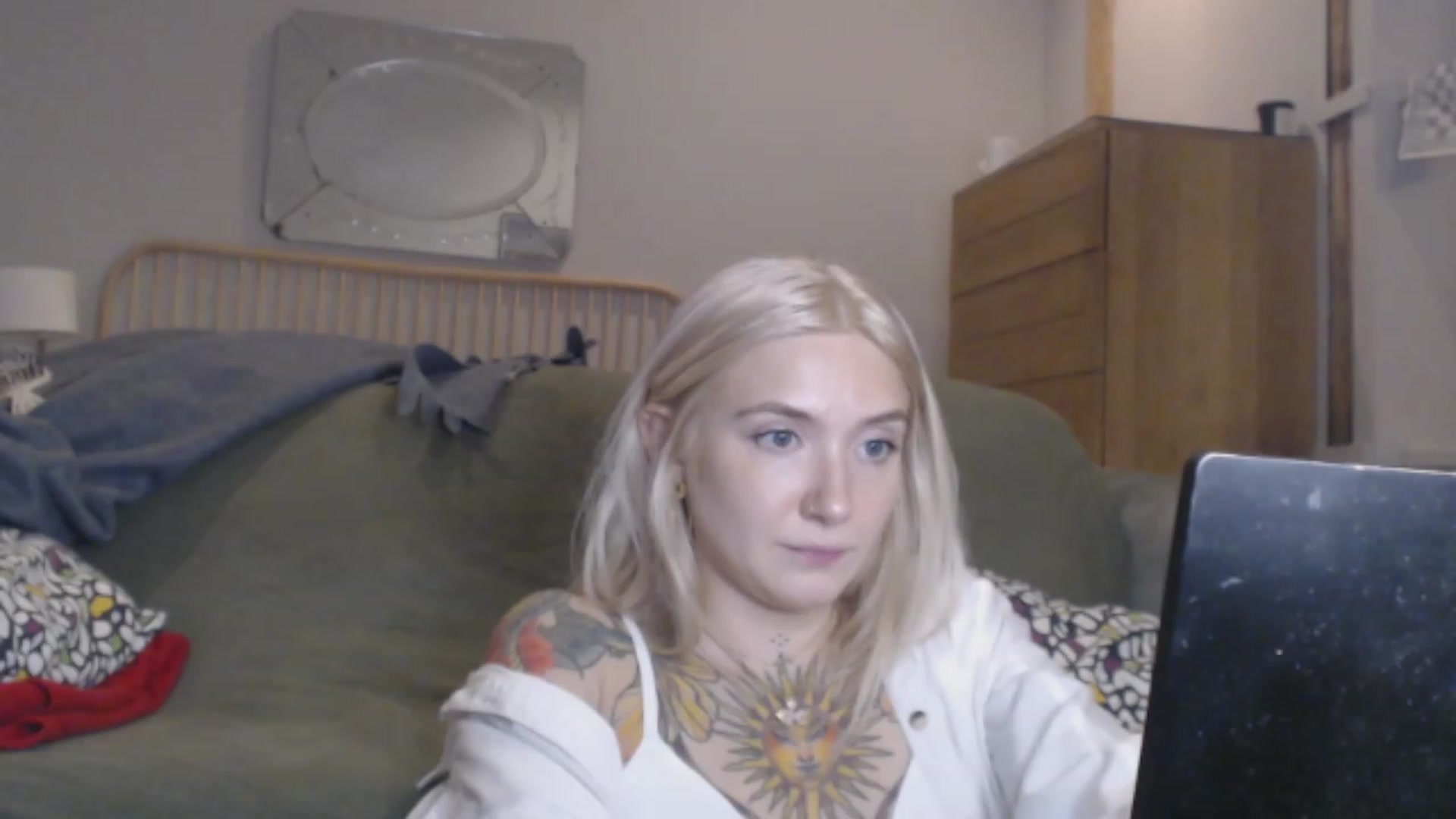 Gallery image thumbnail from Tattoo_bbgirl's myfreecams stream on, 12/01/2023, 18:34 image 15 of 20