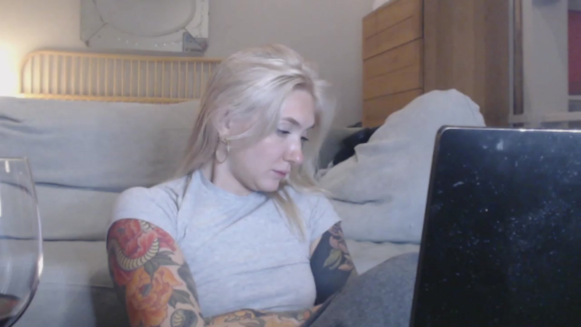 Gallery image thumbnail from Tattoo_bbgirl's myfreecams stream on, 12/04/2023, 22:10 image 20 of 20