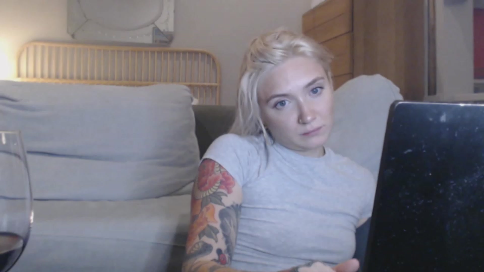 Gallery image thumbnail from Tattoo_bbgirl's myfreecams stream on, 12/04/2023, 22:10 image 10 of 20