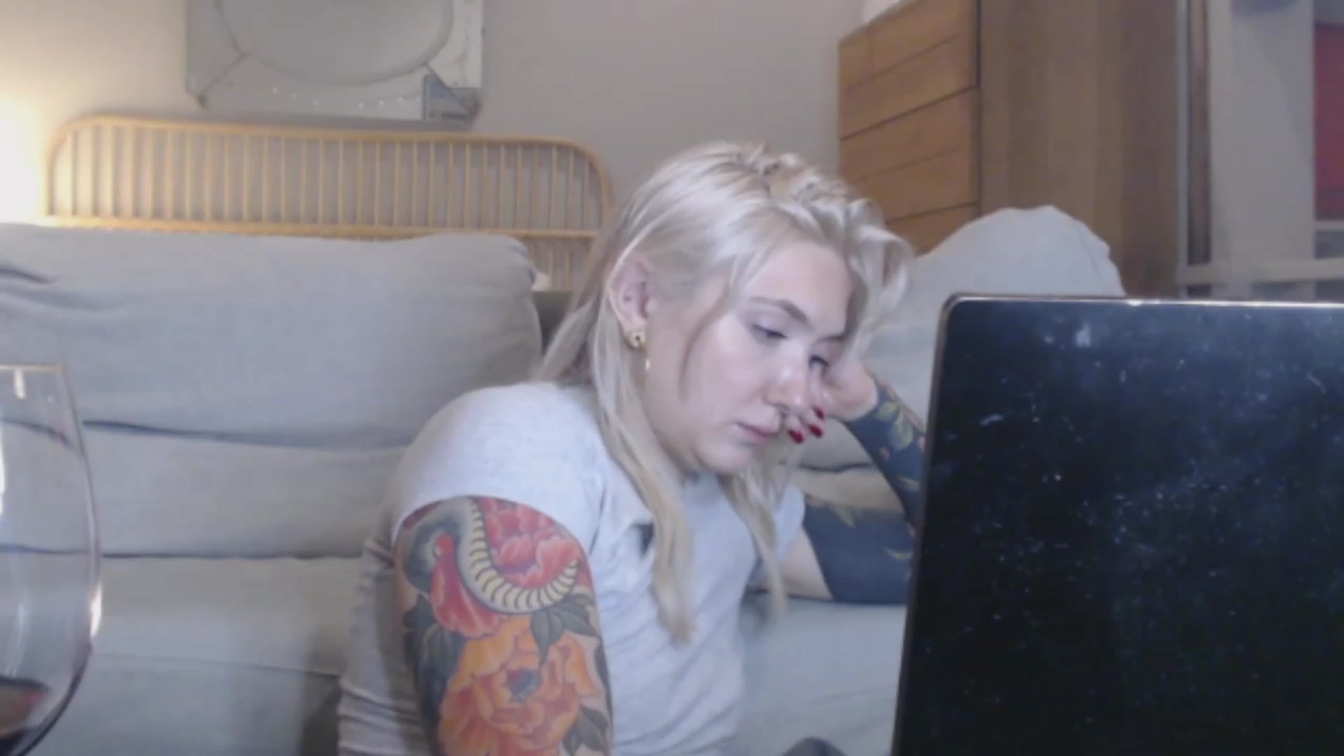 Gallery image thumbnail from Tattoo_bbgirl's myfreecams stream on, 12/04/2023, 22:10 image 19 of 20