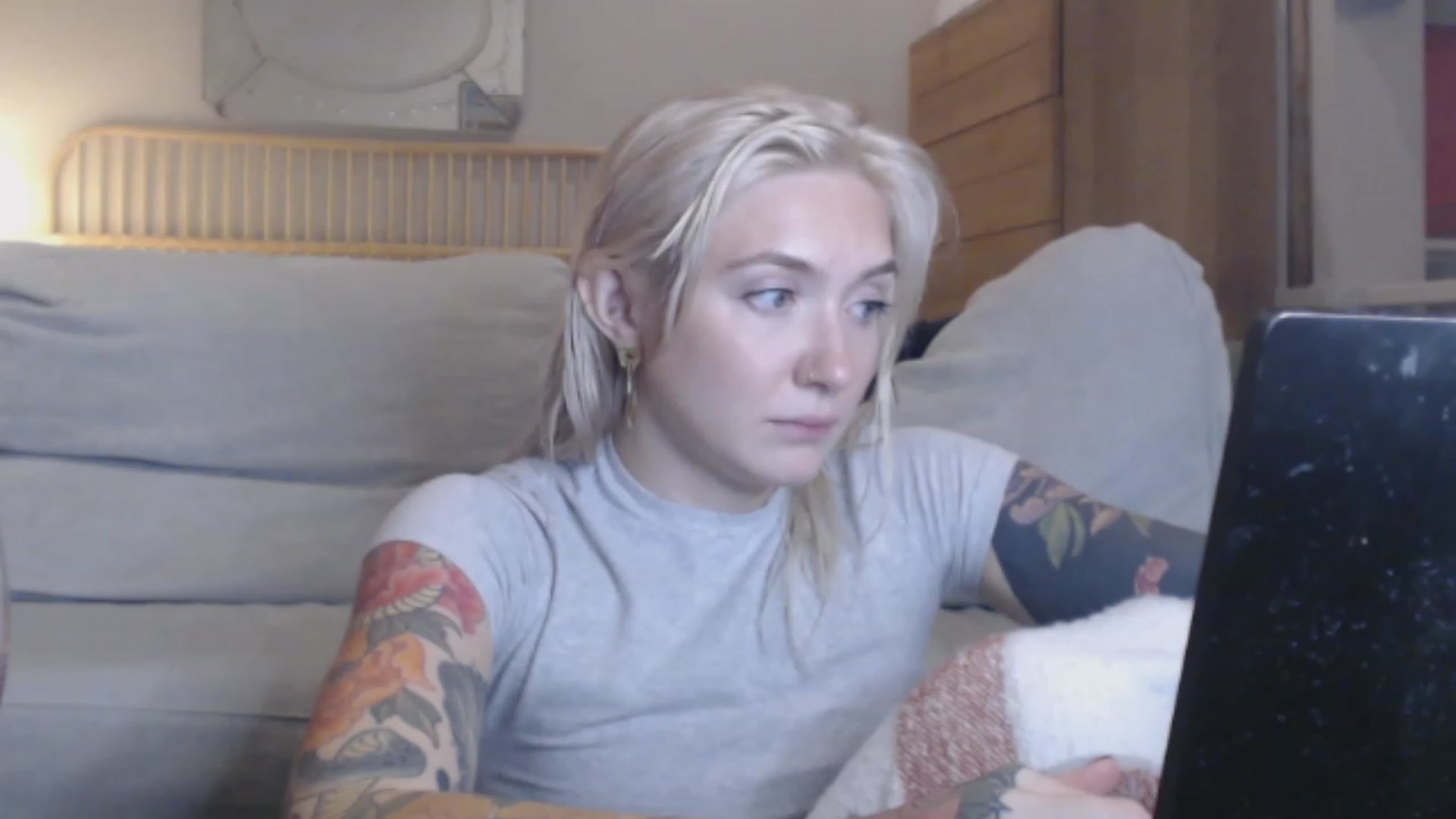 Gallery image thumbnail from Tattoo_bbgirl's myfreecams stream on, 12/04/2023, 22:10 image 6 of 20