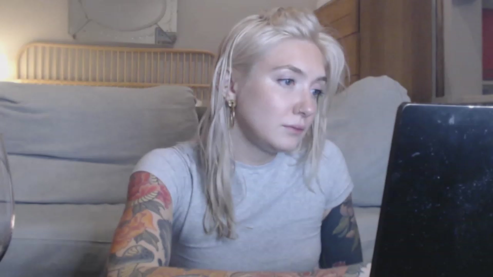 Gallery image thumbnail from Tattoo_bbgirl's myfreecams stream on, 12/04/2023, 22:10 image 11 of 20