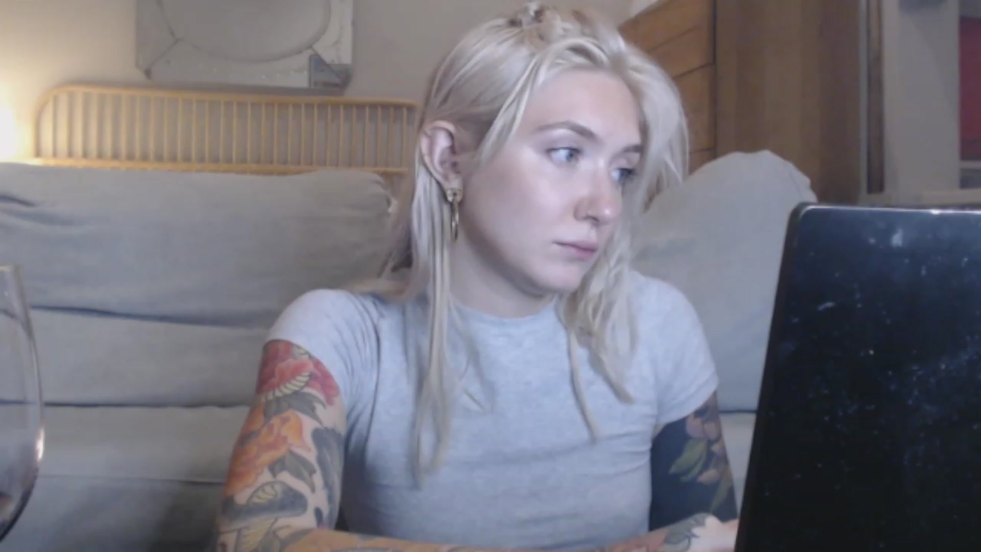 Gallery image thumbnail from Tattoo_bbgirl's myfreecams stream on, 12/04/2023, 22:10 image 14 of 20