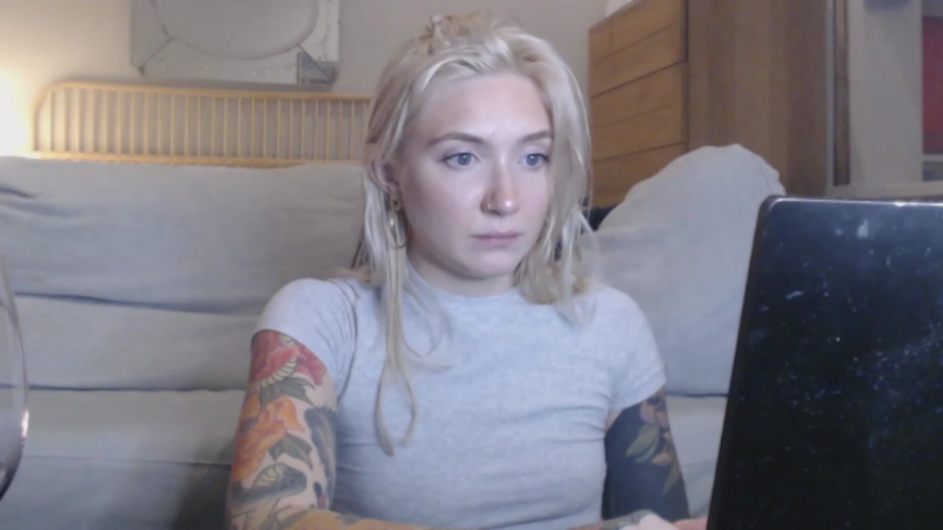 Gallery image thumbnail from Tattoo_bbgirl's myfreecams stream on, 12/04/2023, 22:10 image 13 of 20