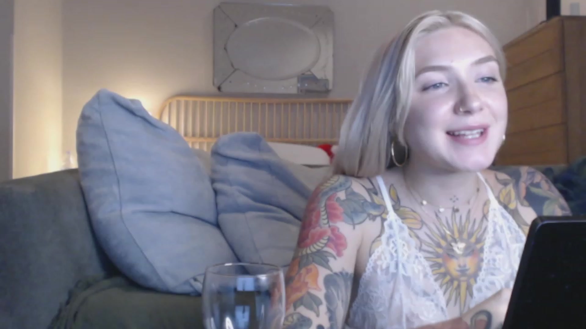 Gallery image thumbnail from Tattoo_bbgirl's myfreecams stream on, 12/07/2023, 20:08 image 13 of 20