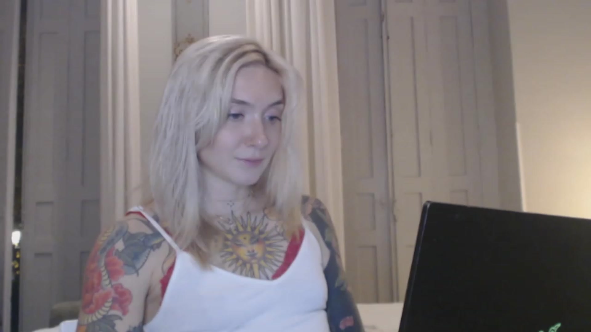 Gallery image thumbnail from Tattoo_bbgirl's myfreecams stream on, 12/27/2023, 22:45 image 12 of 20