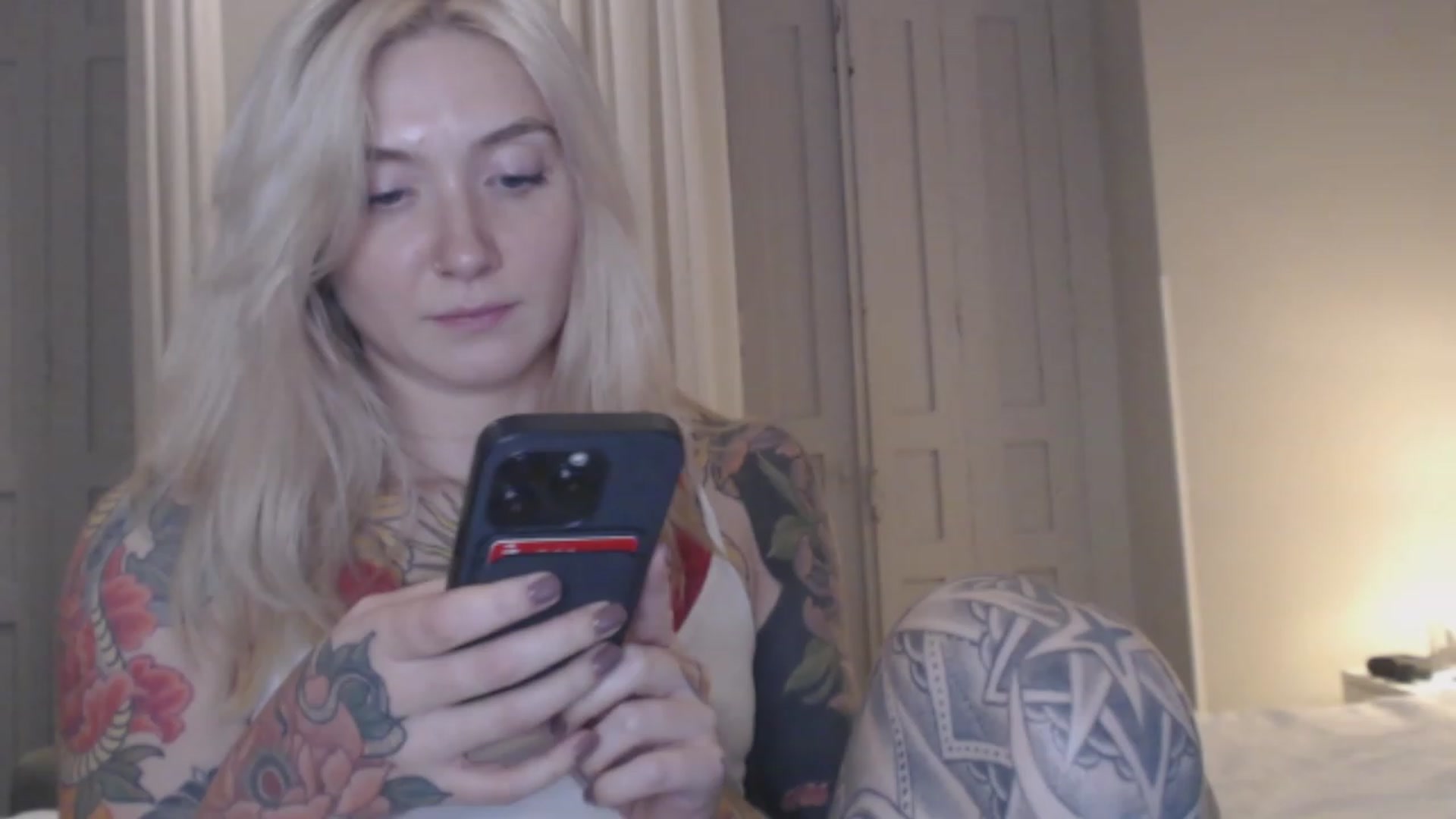 Gallery image thumbnail from Tattoo_bbgirl's myfreecams stream on, 12/27/2023, 22:45 image 18 of 20
