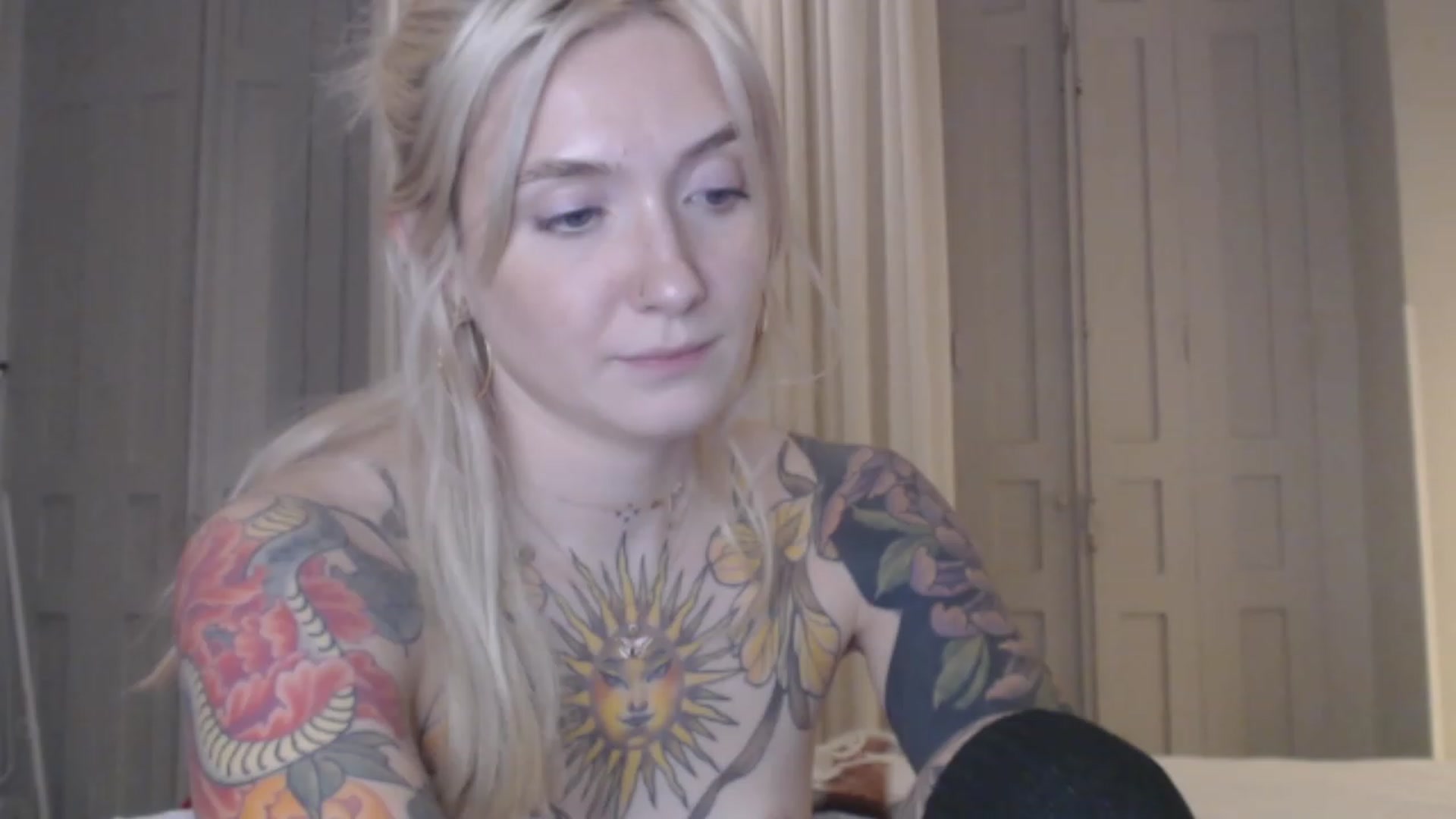 Gallery image thumbnail from Tattoo_bbgirl's myfreecams stream on, 12/29/2023, 01:13 image 15 of 20