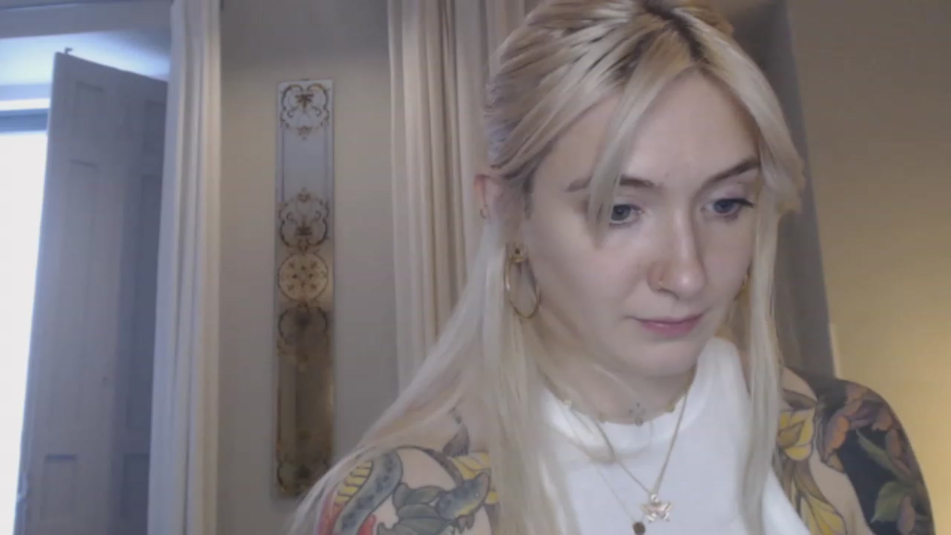 Gallery image thumbnail from Tattoo_bbgirl's myfreecams stream on, 12/30/2023, 15:40 image 12 of 20