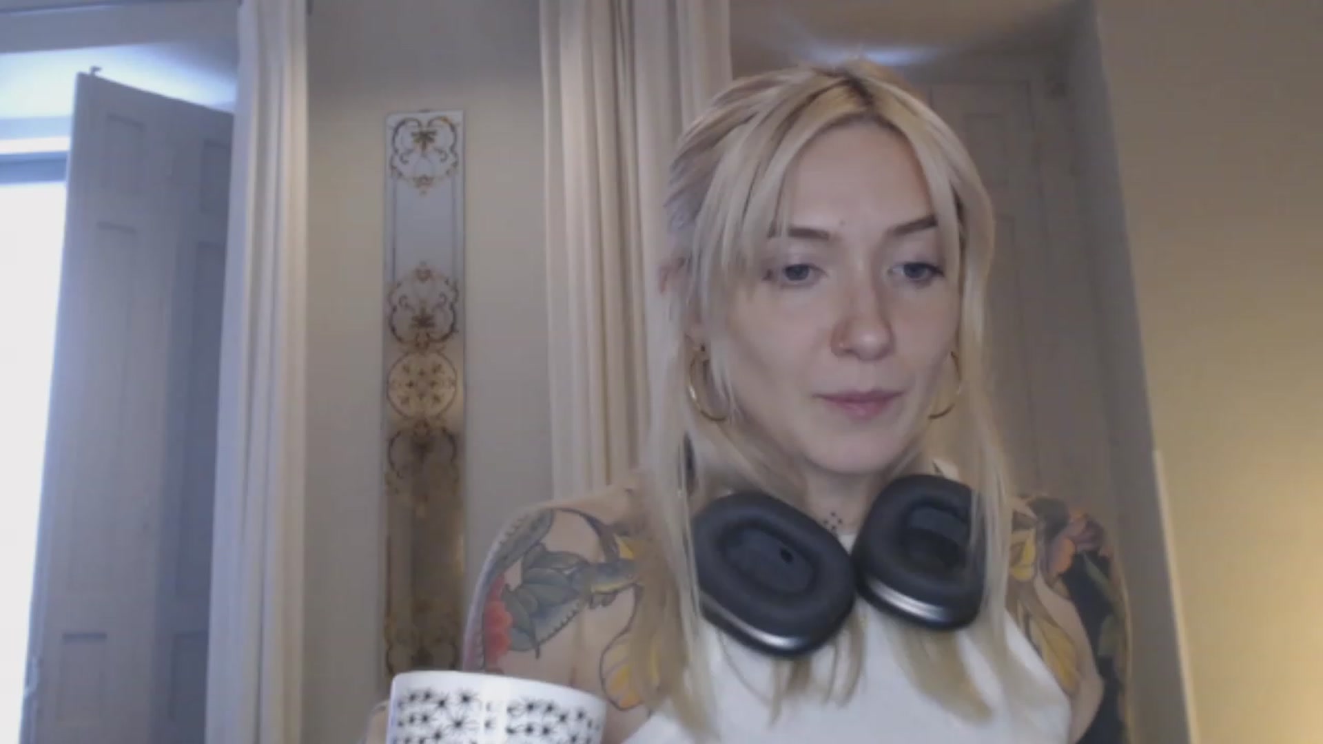 Gallery image thumbnail from Tattoo_bbgirl's myfreecams stream on, 12/30/2023, 15:40 image 9 of 20