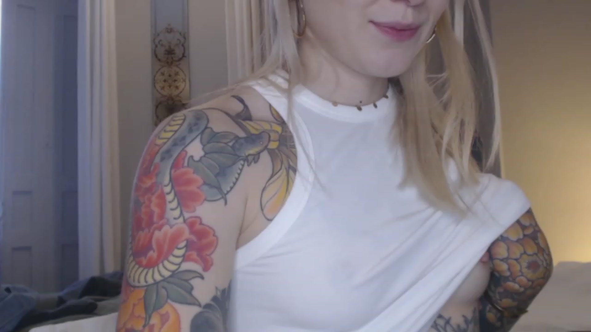Gallery image thumbnail from Tattoo_bbgirl's myfreecams stream on, 12/30/2023, 15:40 image 18 of 20