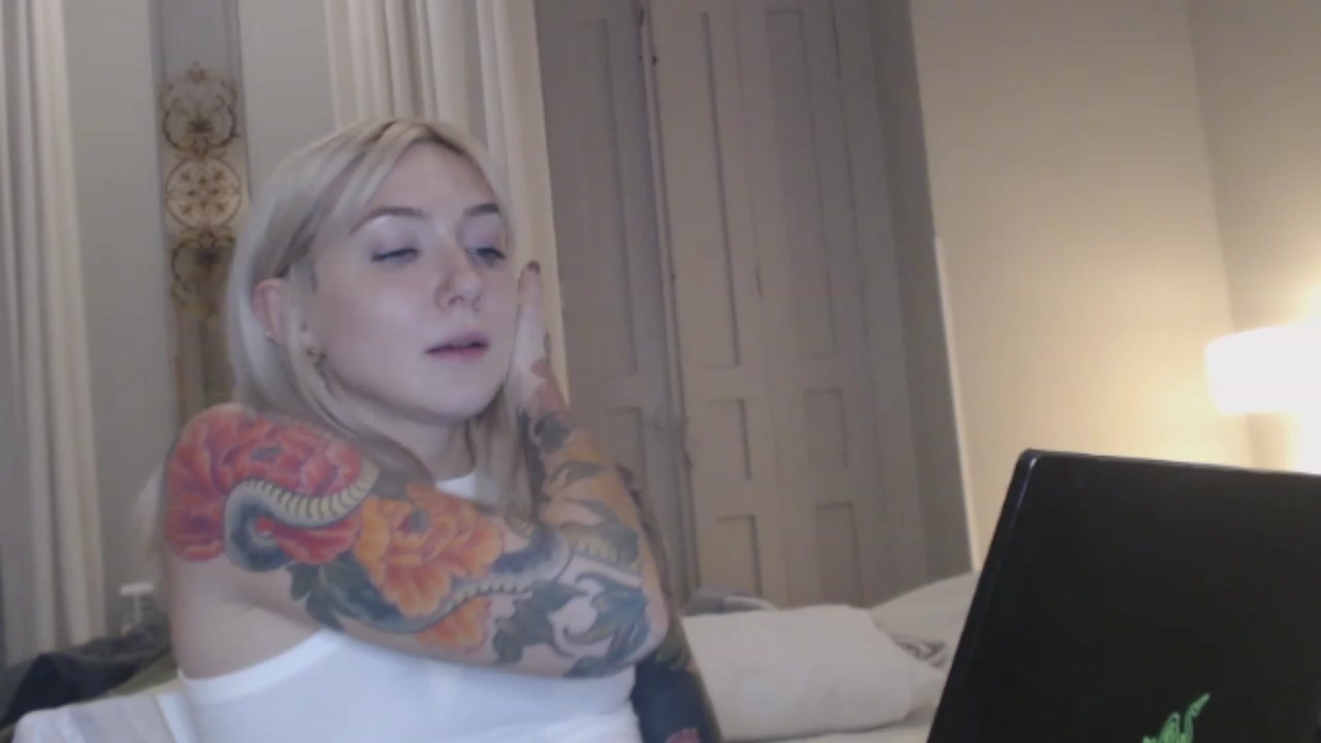 Gallery image thumbnail from Tattoo_bbgirl's myfreecams stream on, 12/30/2023, 17:53 image 9 of 20