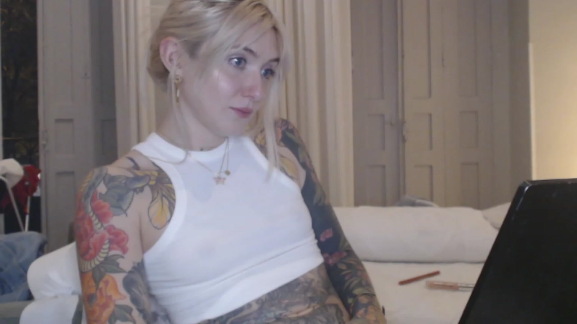 Gallery image thumbnail from Tattoo_bbgirl's myfreecams stream on, 12/30/2023, 21:06 image 5 of 20