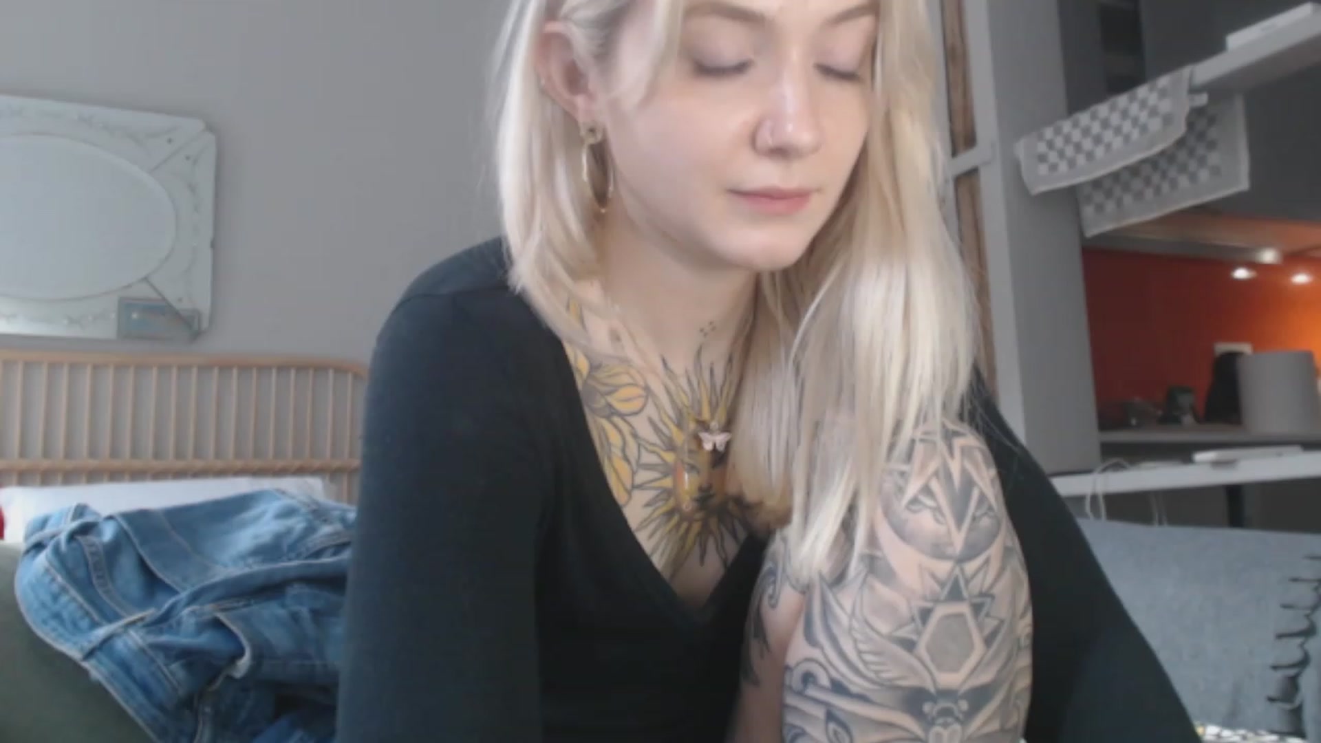 Gallery image thumbnail from Tattoo_bbgirl's myfreecams stream on, 01/12/2024, 15:39 image 13 of 20