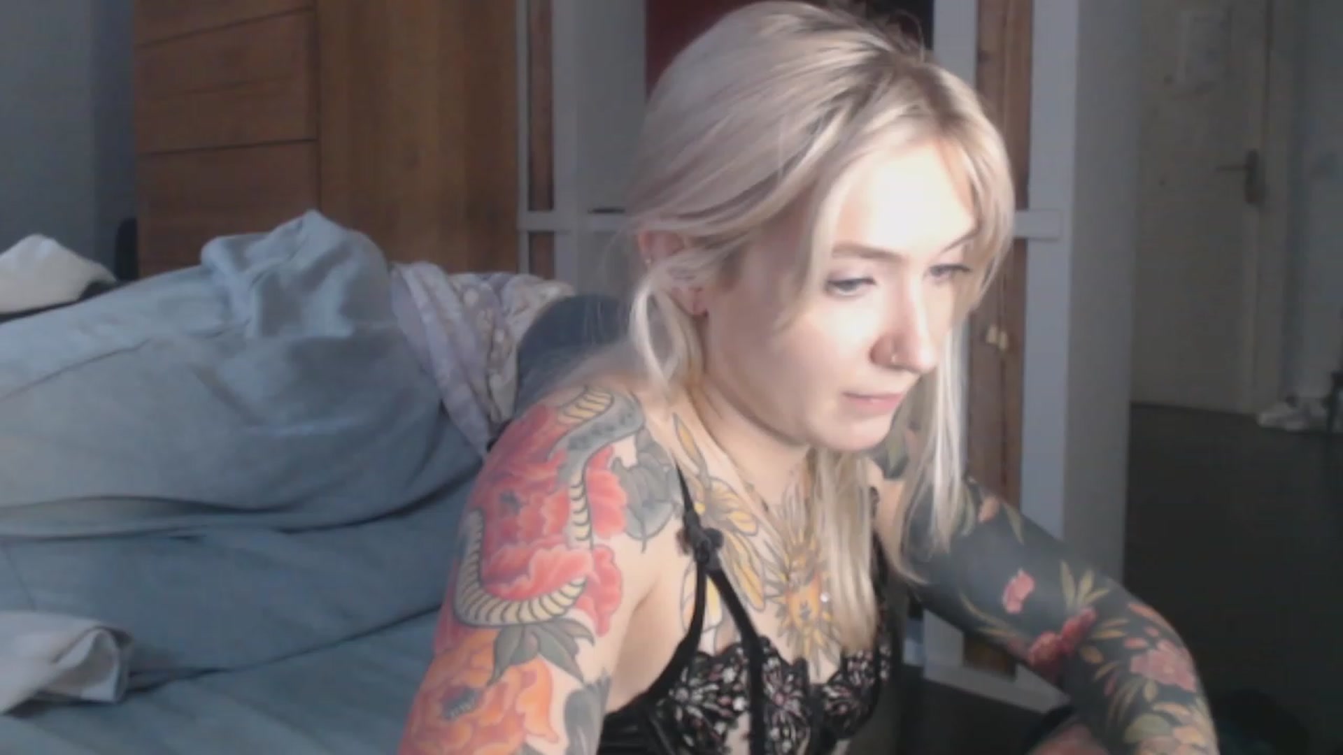 Gallery image thumbnail from Tattoo_bbgirl's myfreecams stream on, 01/15/2024, 15:44 image 19 of 20