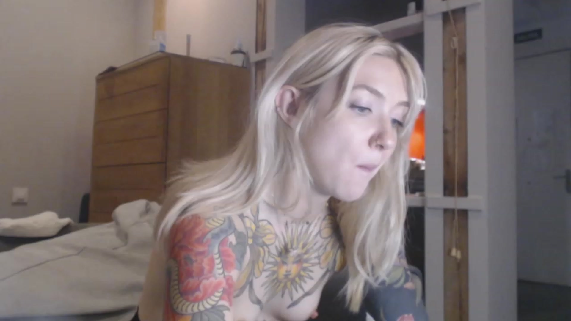 Gallery image thumbnail from Tattoo_bbgirl's myfreecams stream on, 01/15/2024, 18:05 image 13 of 20