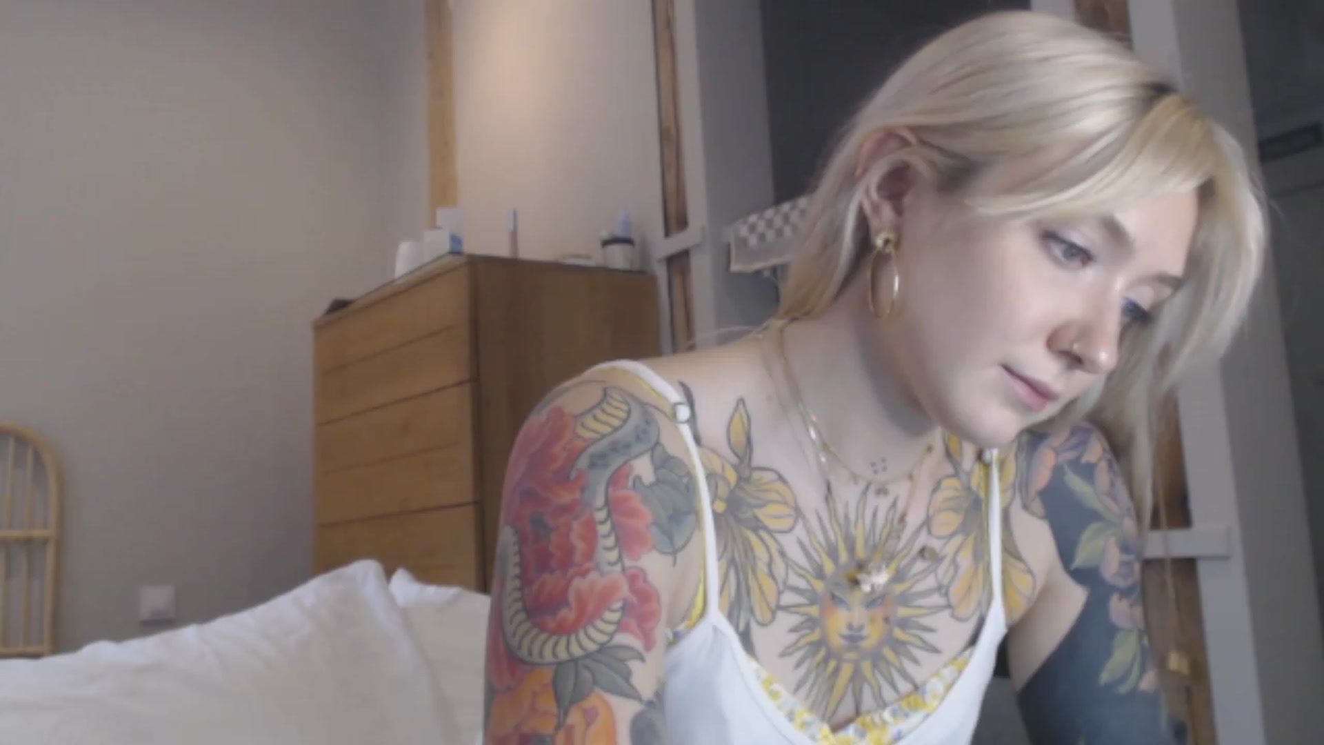 Gallery image thumbnail from Tattoo_bbgirl's myfreecams stream on, 01/16/2024, 16:43 image 18 of 20
