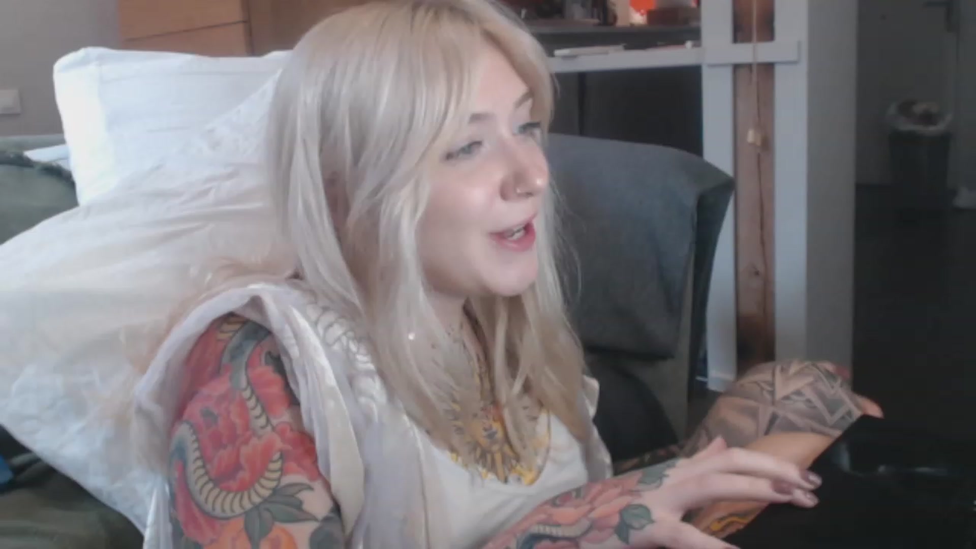 Gallery image thumbnail from Tattoo_bbgirl's myfreecams stream on, 01/16/2024, 16:43 image 8 of 20
