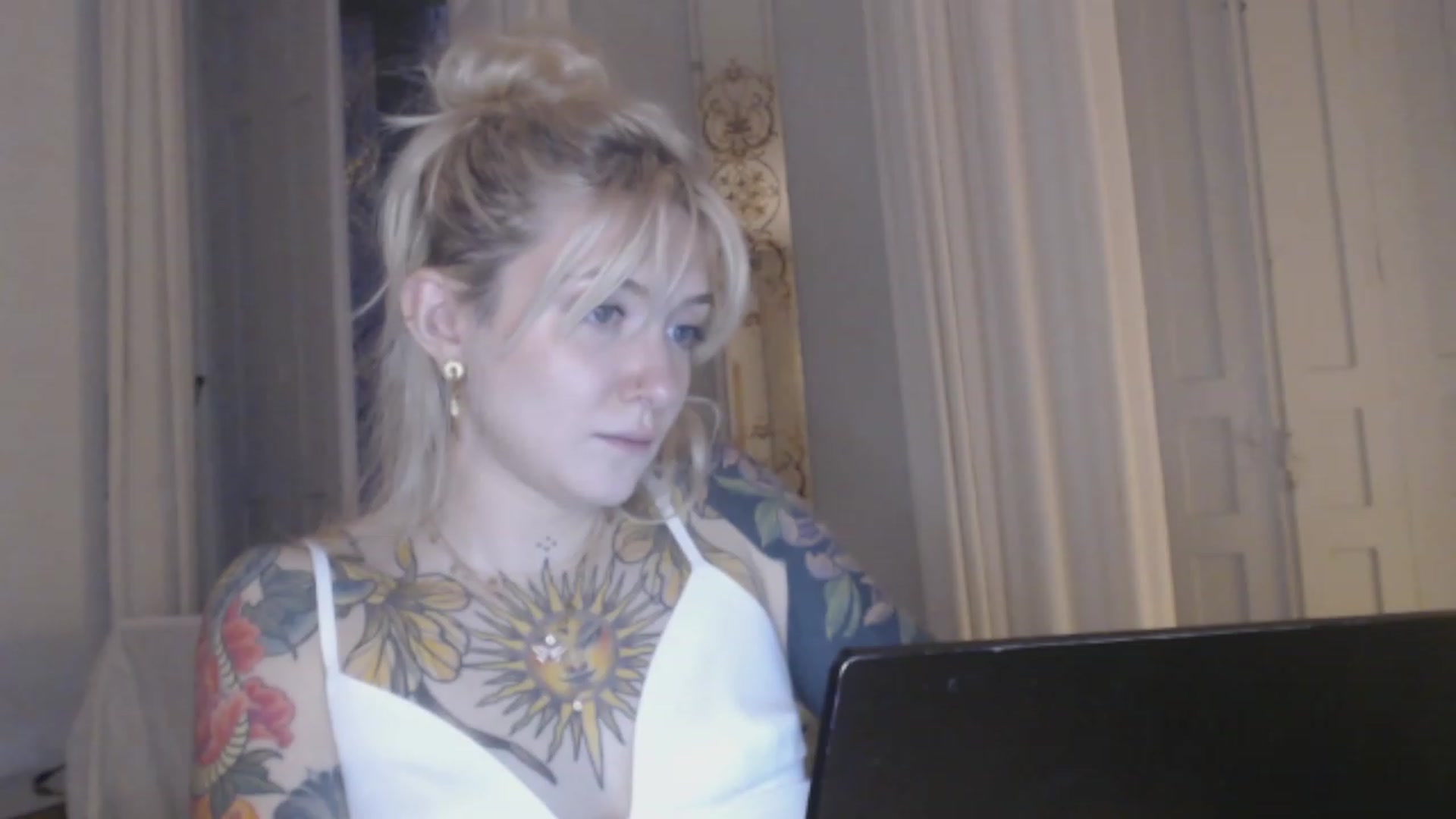 Gallery image thumbnail from Tattoo_bbgirl's myfreecams stream on, 01/19/2024, 18:06 image 11 of 20