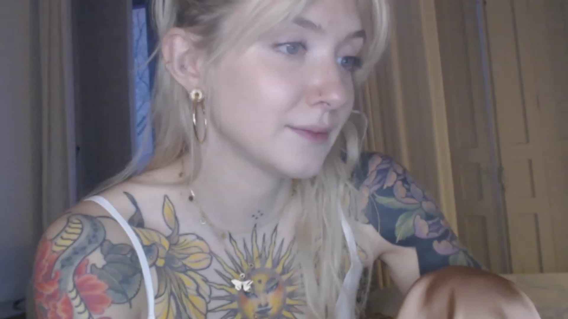 Gallery image thumbnail from Tattoo_bbgirl's myfreecams stream on, 01/19/2024, 18:06 image 4 of 20