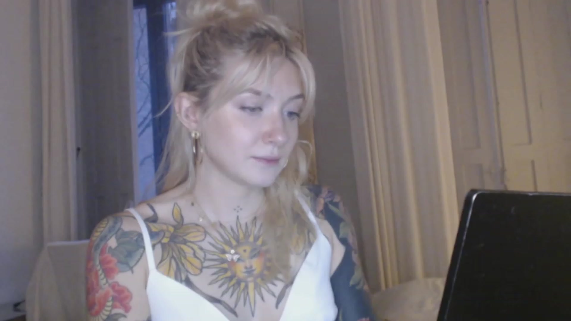 Gallery image thumbnail from Tattoo_bbgirl's myfreecams stream on, 01/19/2024, 18:06 image 6 of 20