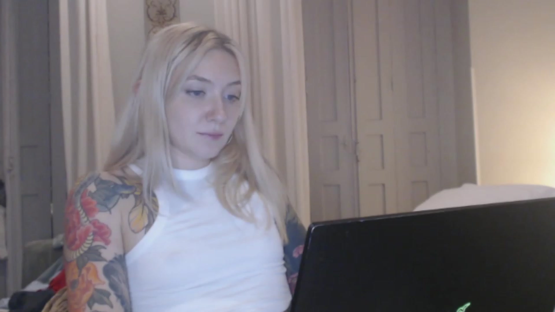Gallery image thumbnail from Tattoo_bbgirl's myfreecams stream on, 01/22/2024, 19:53 image 15 of 20