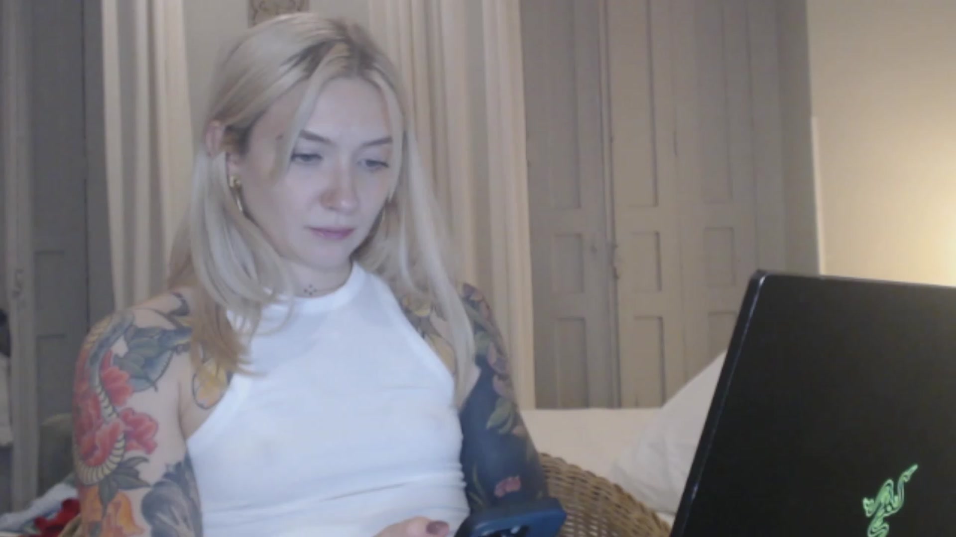 Gallery image thumbnail from Tattoo_bbgirl's myfreecams stream on, 01/22/2024, 19:53 image 6 of 20