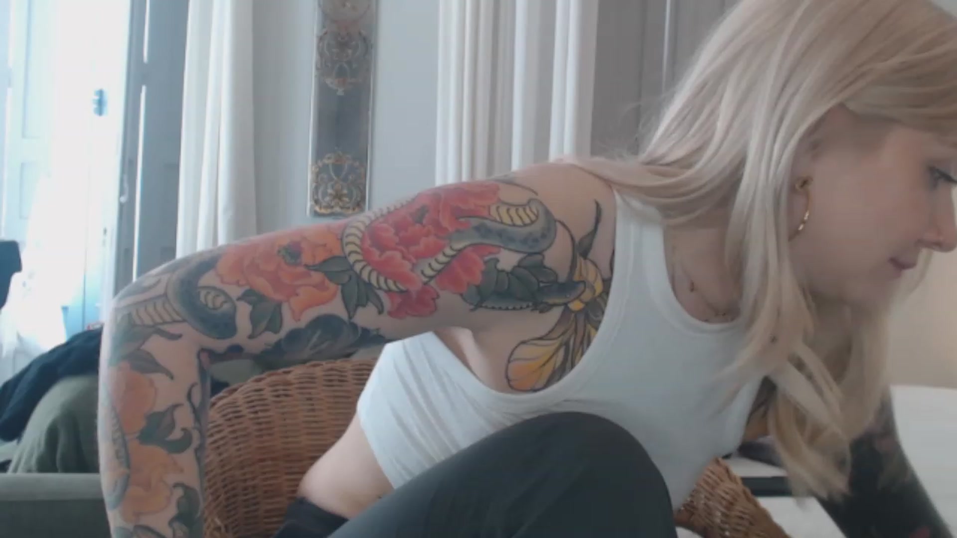 Gallery image thumbnail from Tattoo_bbgirl's myfreecams stream on, 01/24/2024, 14:25 image 20 of 20