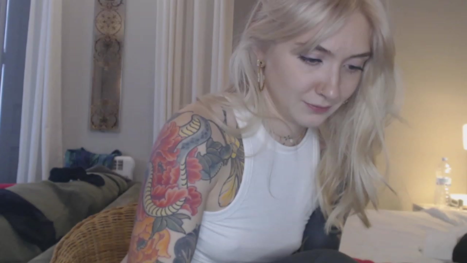 Gallery image thumbnail from Tattoo_bbgirl's myfreecams stream on, 01/24/2024, 15:03 image 11 of 20