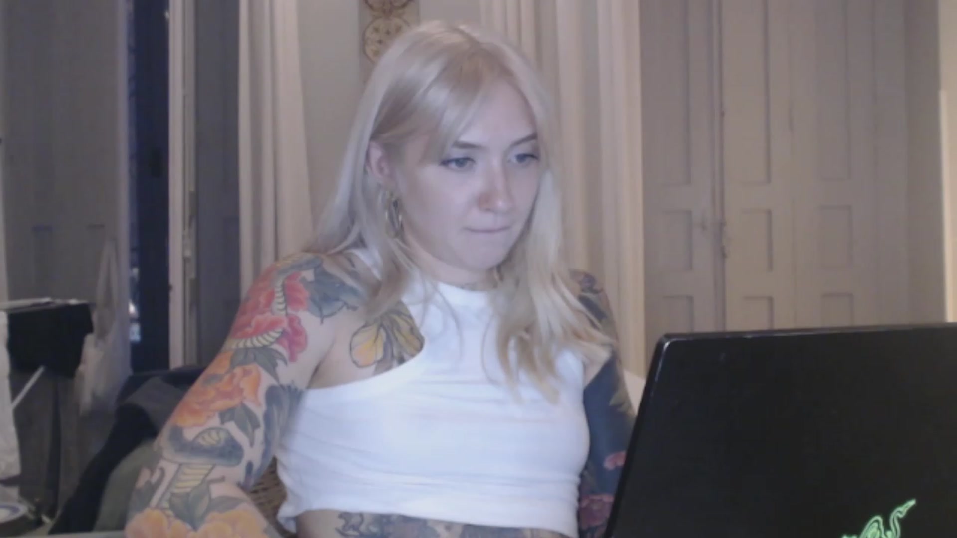 Gallery image thumbnail from Tattoo_bbgirl's myfreecams stream on, 01/24/2024, 18:55 image 9 of 20