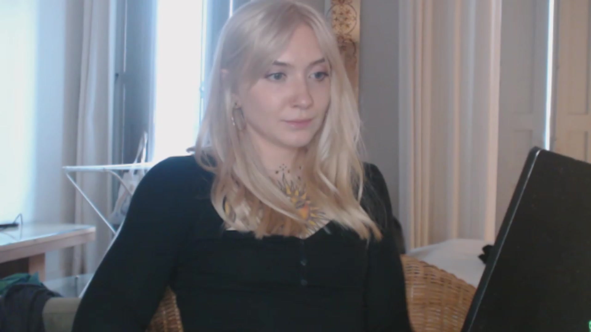 Gallery image thumbnail from Tattoo_bbgirl's myfreecams stream on, 01/25/2024, 18:41 image 8 of 20
