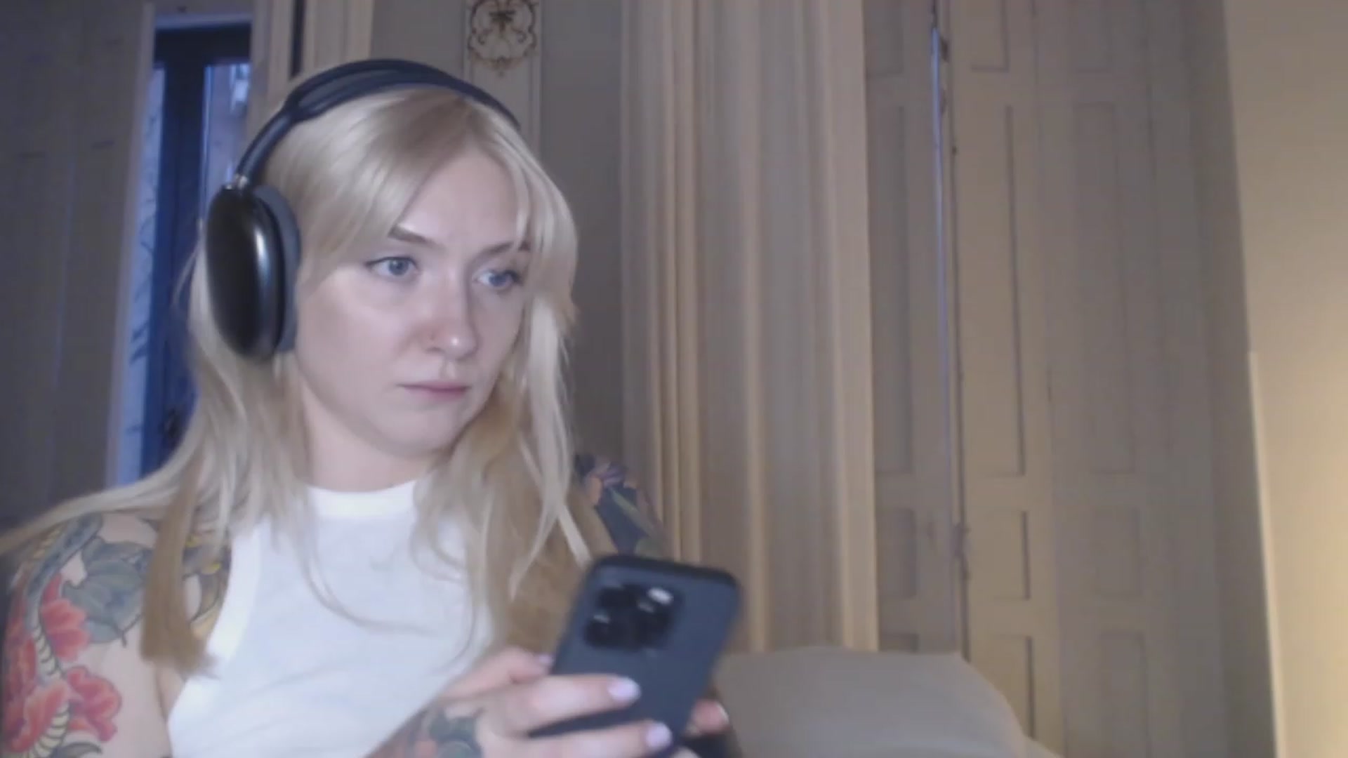 Gallery image thumbnail from Tattoo_bbgirl's myfreecams stream on, 01/29/2024, 17:45 image 17 of 20