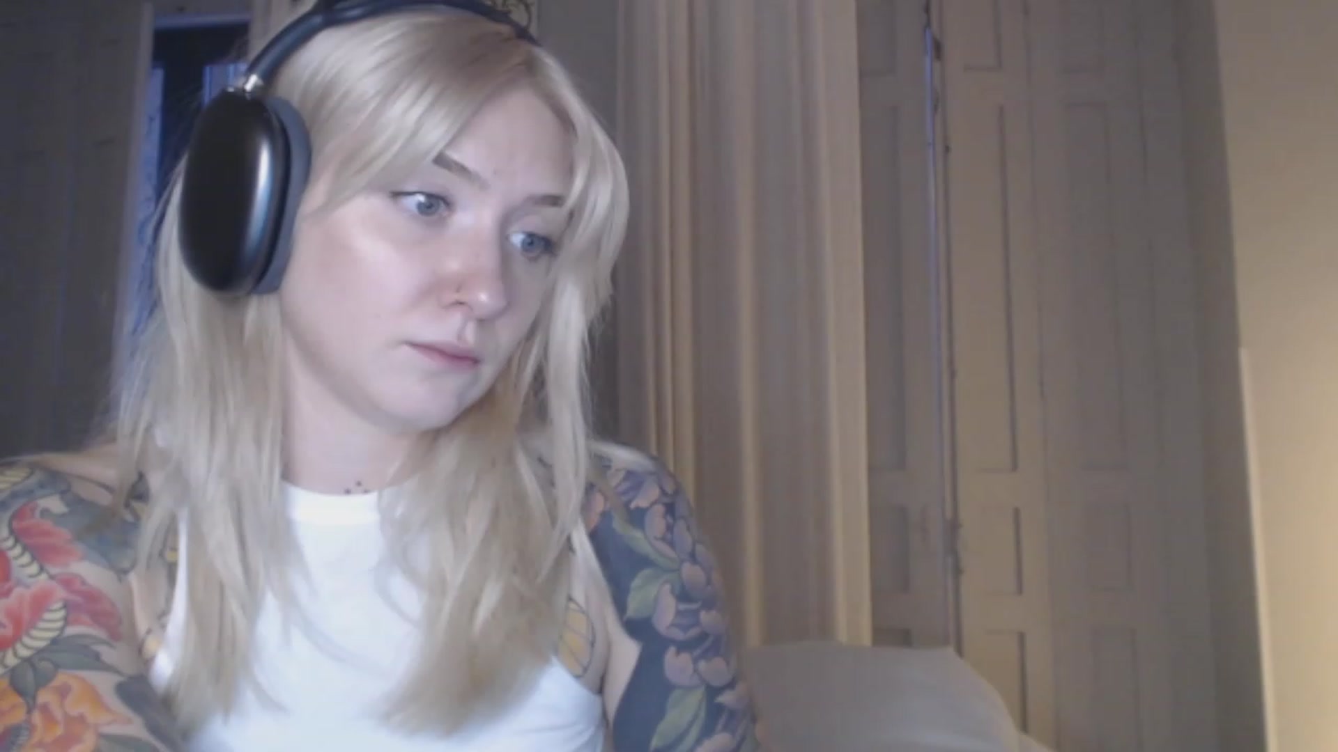 Gallery image thumbnail from Tattoo_bbgirl's myfreecams stream on, 01/29/2024, 17:45 image 18 of 20