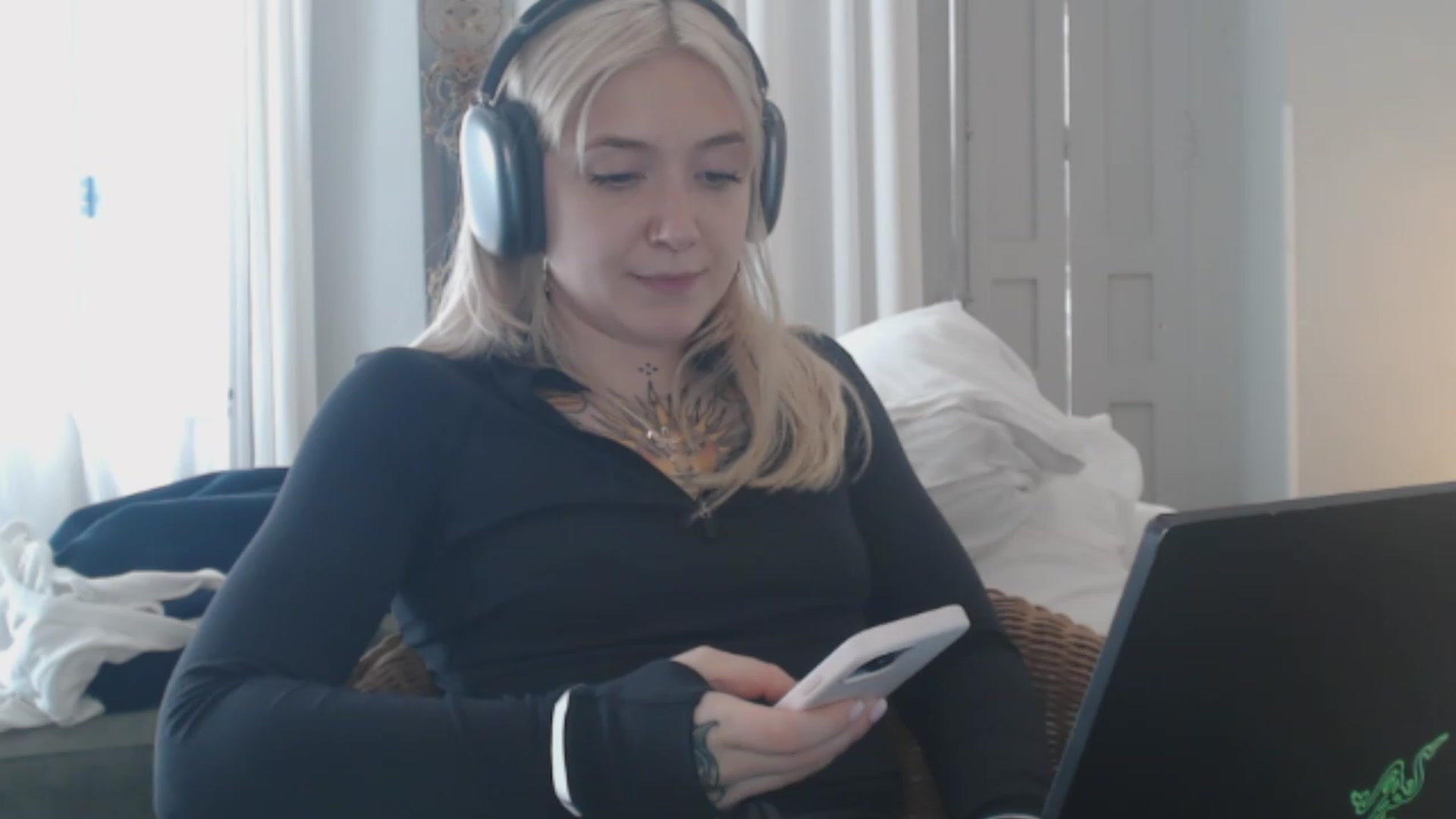 Gallery image thumbnail from Tattoo_bbgirl's myfreecams stream on, 02/01/2024, 14:58 image 10 of 20