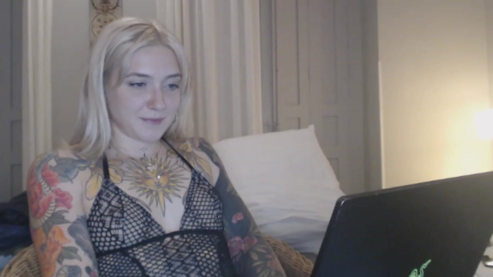 Gallery image thumbnail from Tattoo_bbgirl's myfreecams stream on, 02/01/2024, 19:48 image 10 of 20