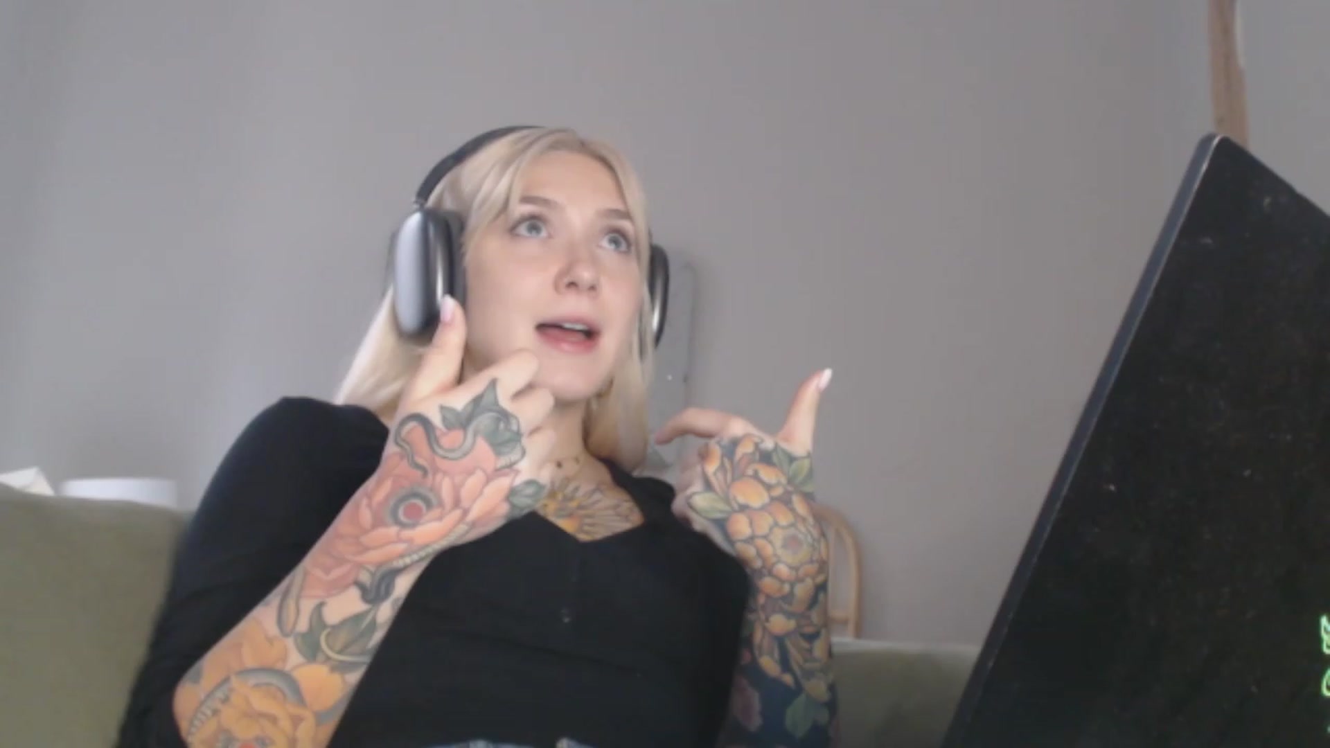 Gallery image thumbnail from Tattoo_bbgirl's myfreecams stream on, 02/08/2024, 14:36 image 12 of 20