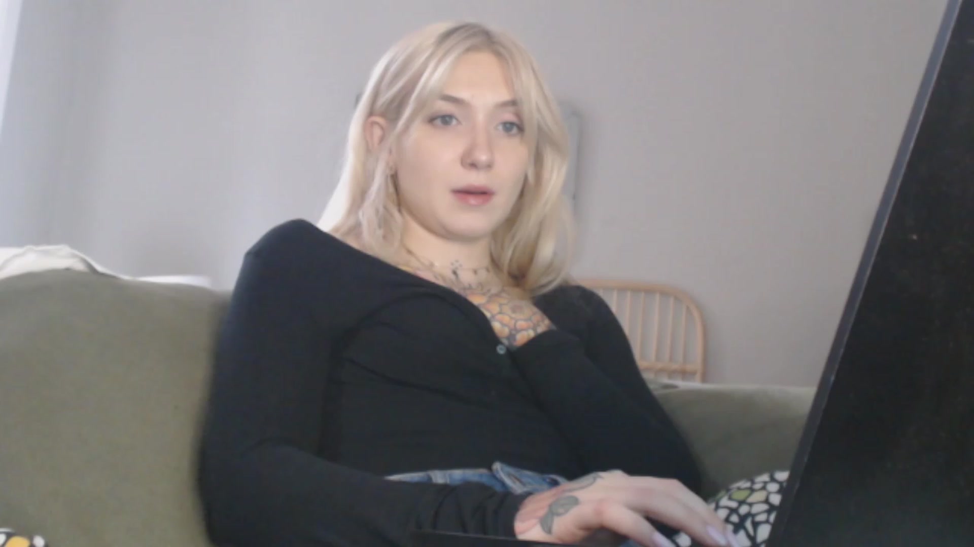 Gallery image thumbnail from Tattoo_bbgirl's myfreecams stream on, 02/08/2024, 14:36 image 8 of 20