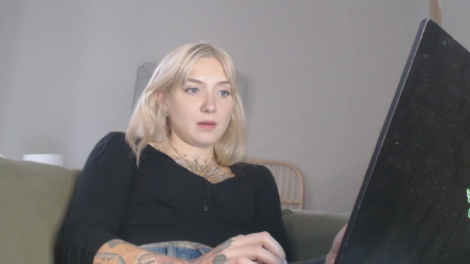 Gallery image thumbnail from Tattoo_bbgirl's myfreecams stream on, 02/08/2024, 14:36 image 15 of 20