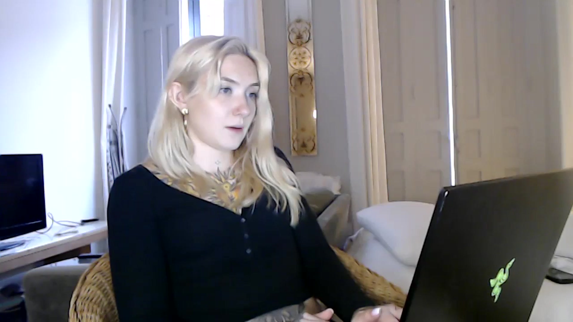 Gallery image thumbnail from Tattoo_bbgirl's myfreecams stream on, 02/21/2024, 16:56 image 14 of 20