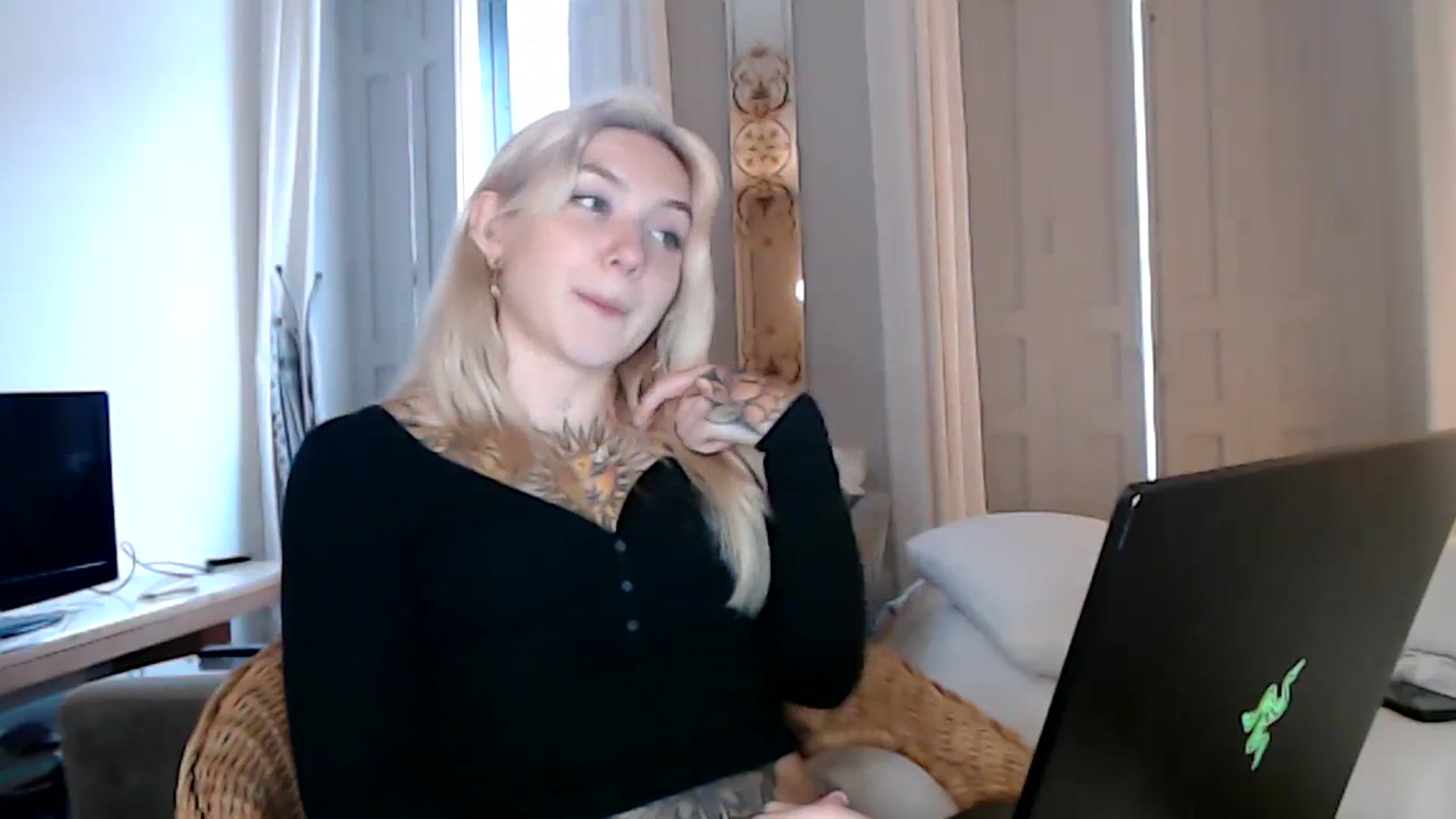 Gallery image thumbnail from Tattoo_bbgirl's myfreecams stream on, 02/21/2024, 16:56 image 12 of 20