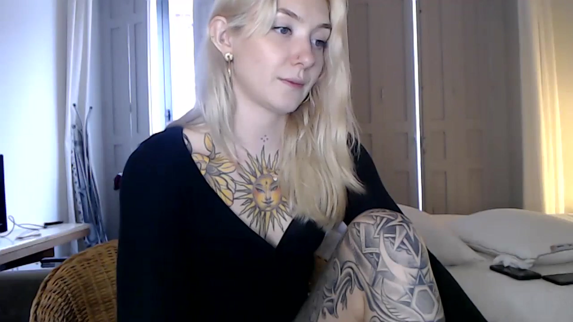 Gallery image thumbnail from Tattoo_bbgirl's myfreecams stream on, 02/21/2024, 16:56 image 9 of 20