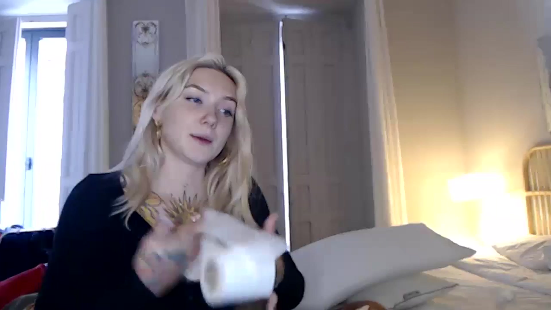 Gallery image thumbnail from Tattoo_bbgirl's myfreecams stream on, 02/21/2024, 16:56 image 1 of 20