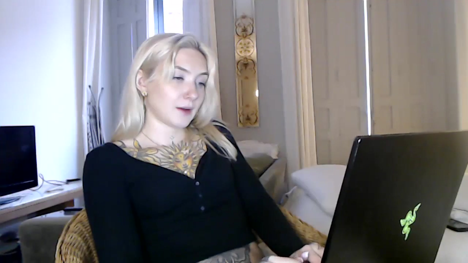 Gallery image thumbnail from Tattoo_bbgirl's myfreecams stream on, 02/21/2024, 16:56 image 16 of 20