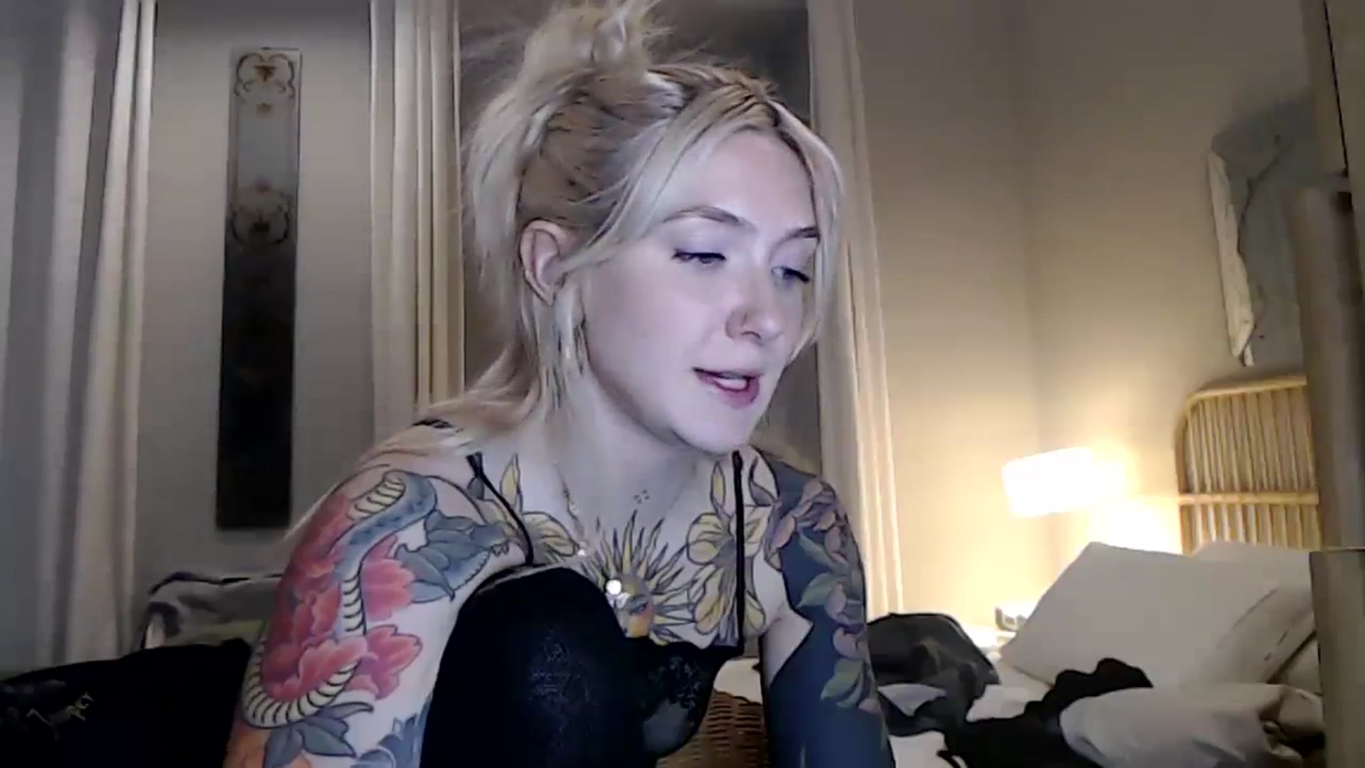 Gallery image thumbnail from Tattoo_bbgirl's myfreecams stream on, 02/24/2024, 19:21 image 18 of 20