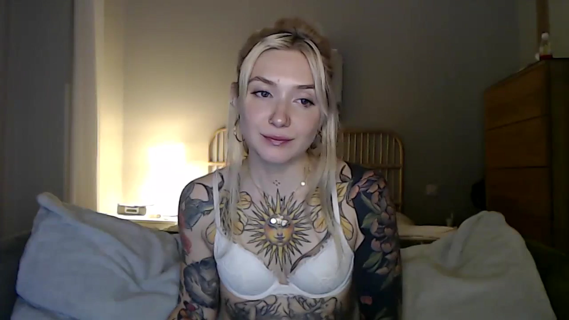 Gallery image thumbnail from Tattoo_bbgirl's myfreecams stream on, 02/26/2024, 18:34 image 3 of 20