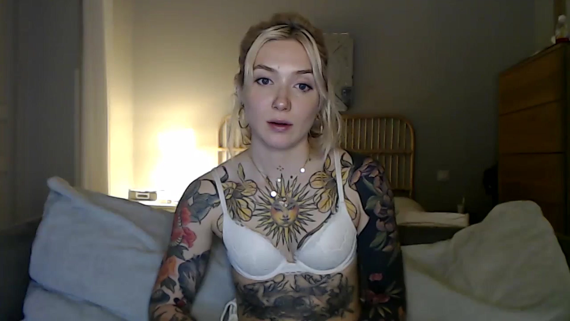 Gallery image thumbnail from Tattoo_bbgirl's myfreecams stream on, 02/26/2024, 18:34 image 19 of 20