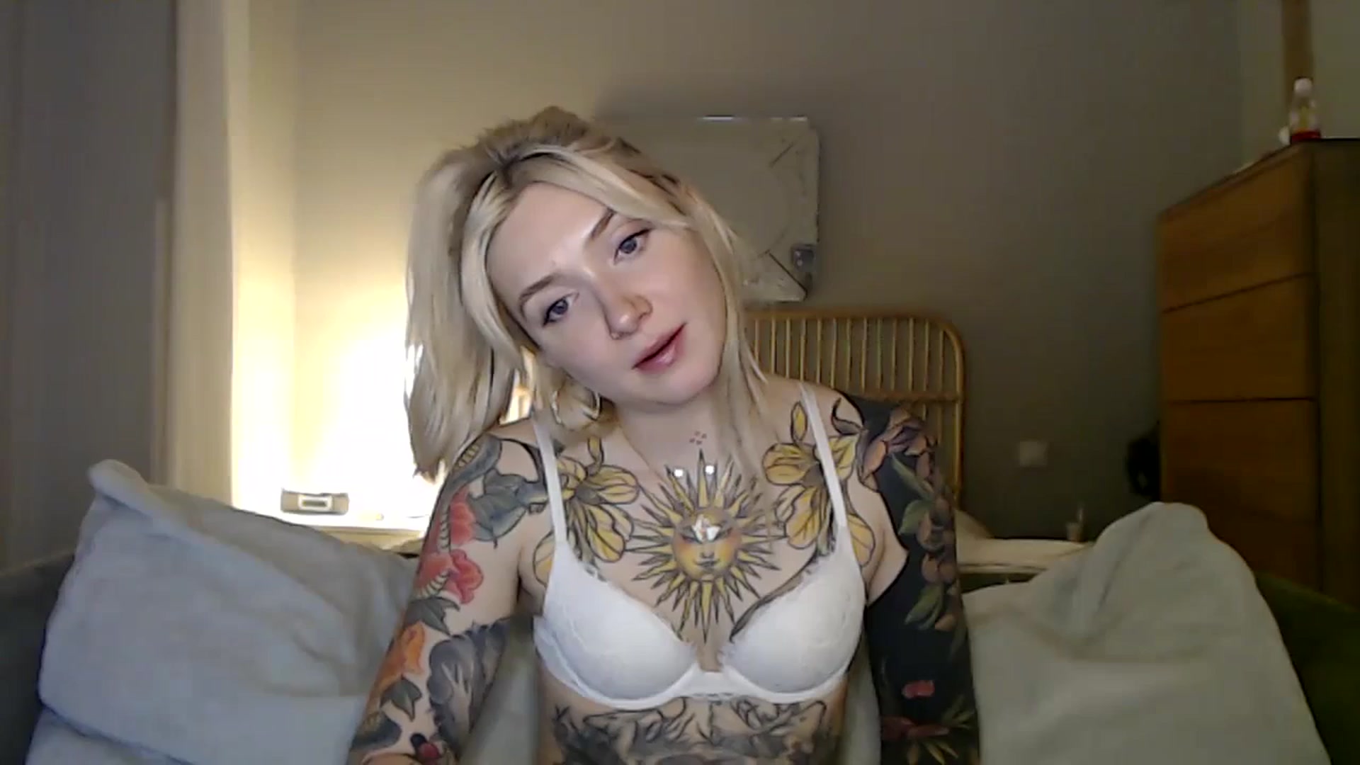 Gallery image thumbnail from Tattoo_bbgirl's myfreecams stream on, 02/26/2024, 18:34 image 7 of 20